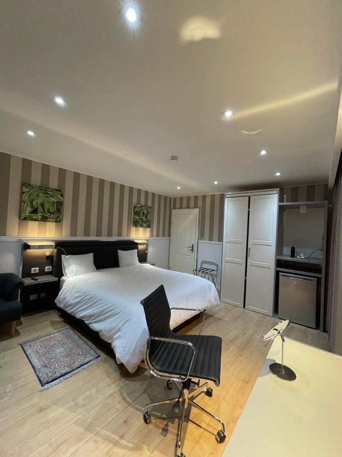 Residence Des Fleurs Hombourg-Haut Bagian luar foto
